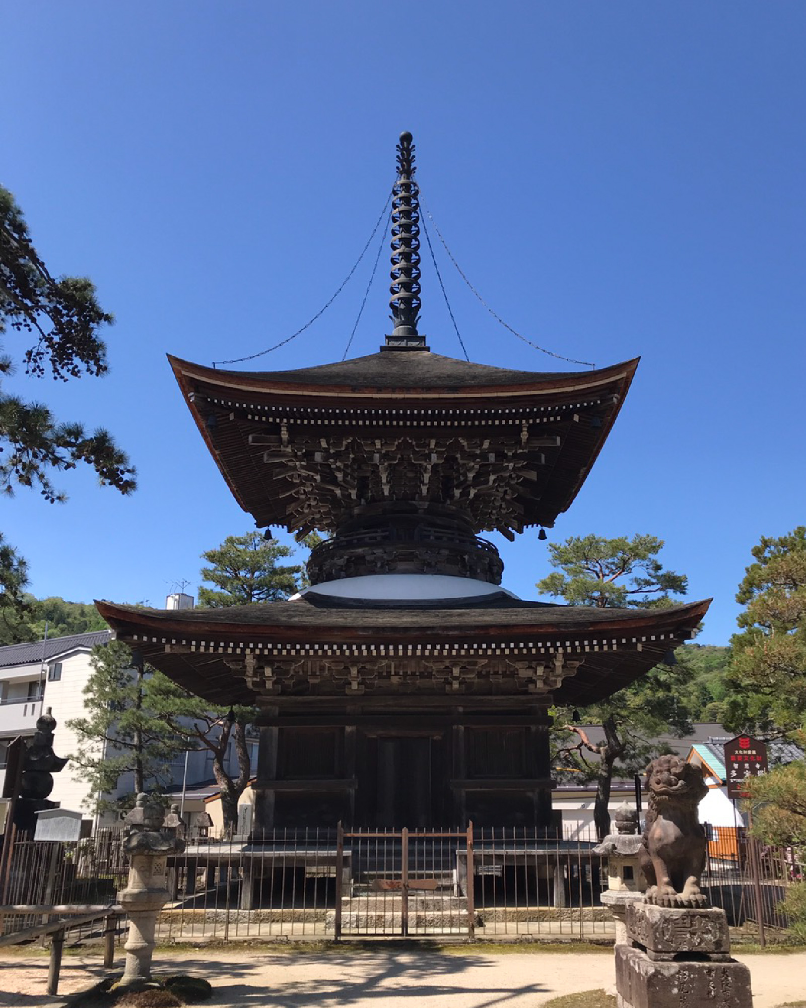 Pagode à deux étages